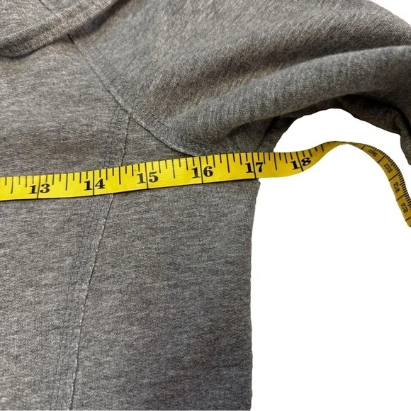 Converse One Star Women's Gray Hoodie Sweatshirt Size M NWT Front Pockets Zip - Picture 10 of 14